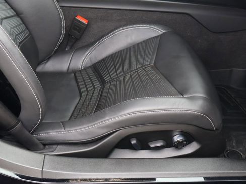 Used 2023 Chevrolet Corvette Stingray Preferred Cpe w/ Z51 Performance Package RWD image 19