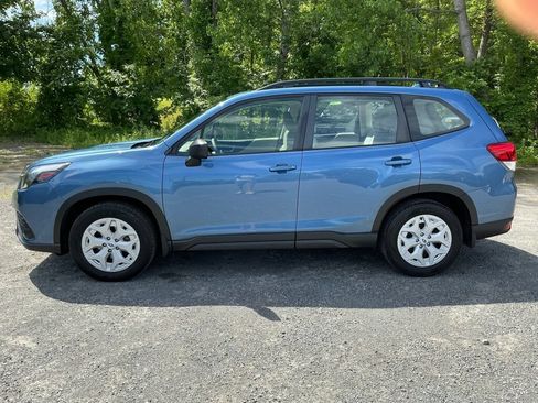 Certified 2022 Subaru Forester AWD/4WD image 2