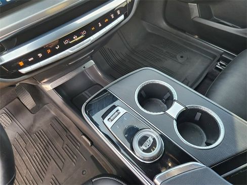 Used 2024 Cadillac Lyriq Luxury image 19