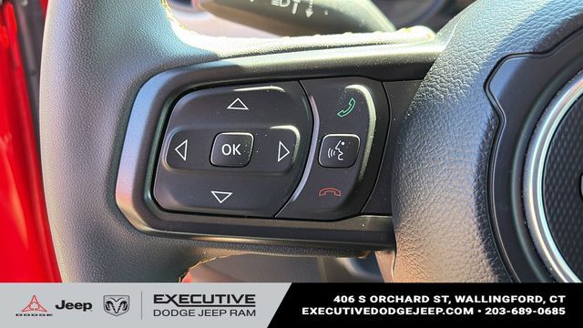 Used 2024 Jeep Wrangler Unlimited w/ Convenience Group AWD/4WD image 11