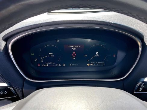 Used 2019 Lincoln Nautilus Reserve w/ Driver Assistance Package image 25