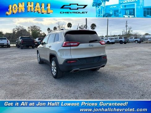 Used 2015 Jeep Cherokee Limited w/ Luxury Group image 8