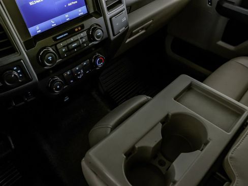 Used 2020 Ford F250 XL w/ STX Appearance Package image 22