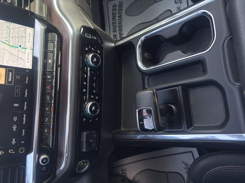 Used 2023 GMC Sierra 1500 SLT w/ SLT Convenience Package image 17