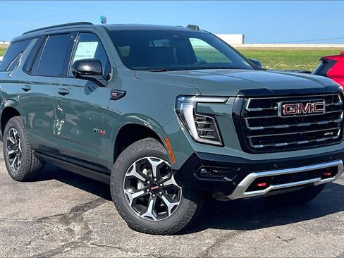 New 2026 GMC Yukon AT4 w/ AT4 Premium Plus Package AWD/4WD image 2