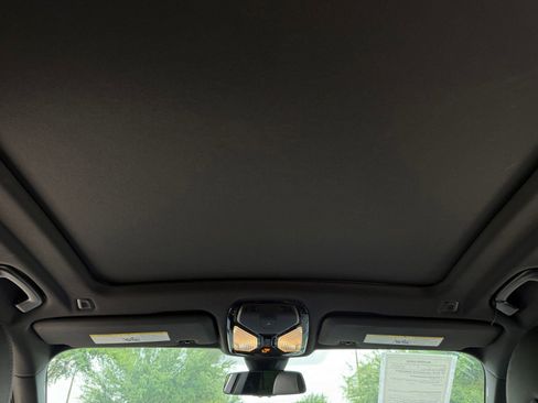 Used 2021 BMW X5 sDrive40i w/ M Sport Package RWD image 4