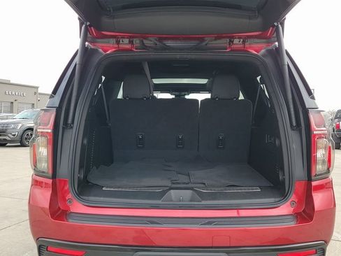 Used 2024 Chevrolet Suburban RST w/ Luxury Package image 19