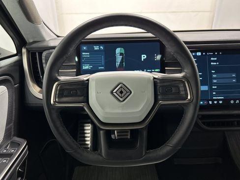 Used 2024 Rivian R1S Adventure AWD/4WD image 28