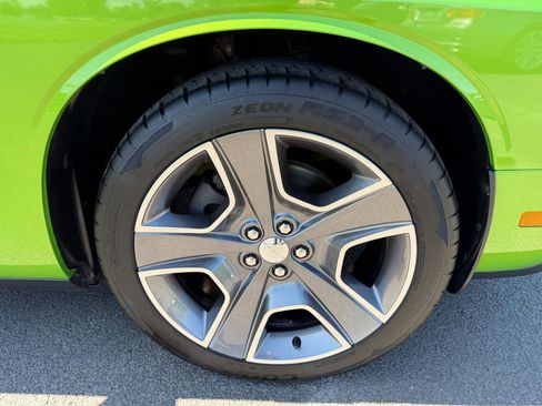 Used 2011 Dodge Challenger R/T image 26