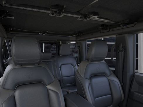 New 2025 Ford Bronco Outer Banks image 12