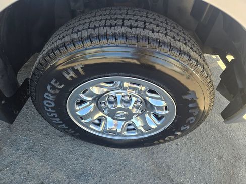 Used 2017 Nissan NV 3500 SL image 27