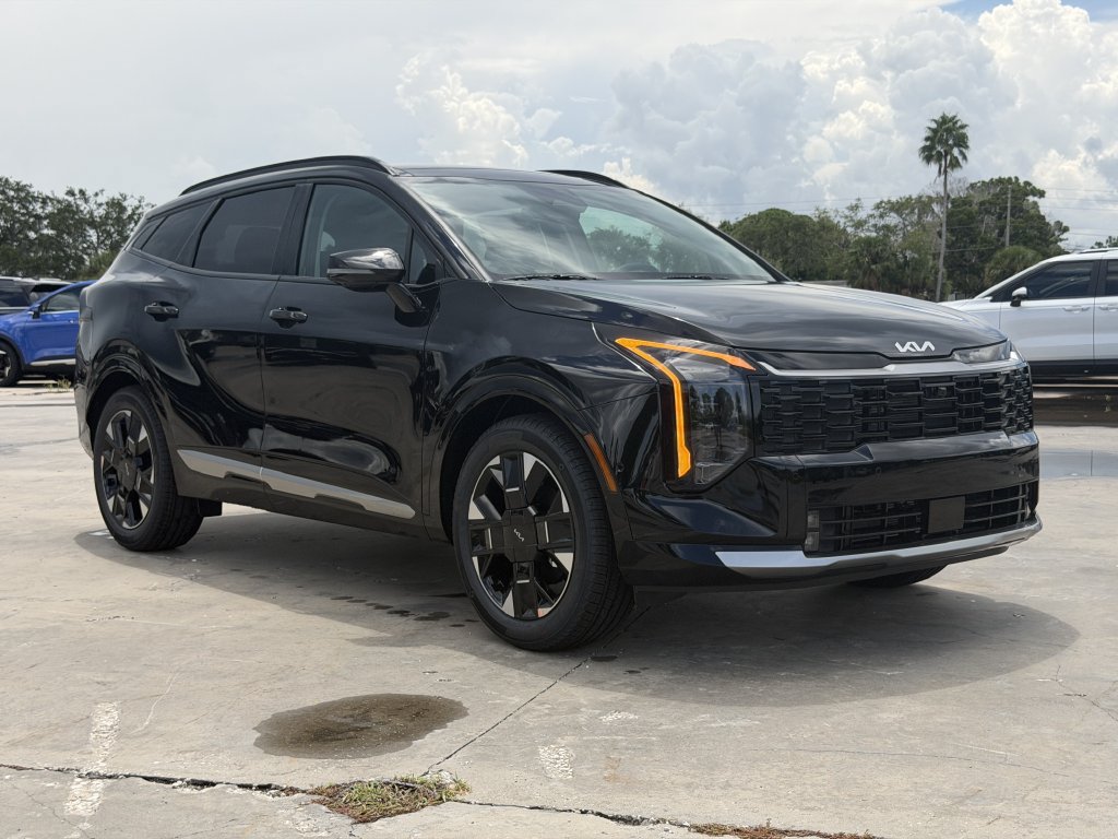 New 2027 Kia Sportage SX FWD image 2