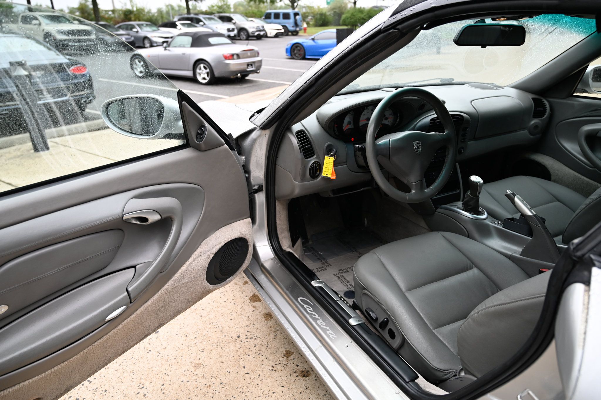 Used 2000 Porsche 911 Carrera RWD image 15