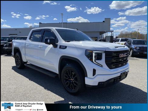 Used 2026 GMC Sierra 1500 Elevation w/ Elevation Premium Package AWD/4WD image 1