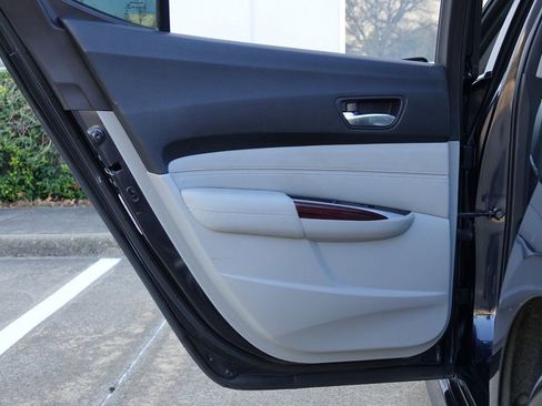 Used 2015 Acura TLX V6 image 37