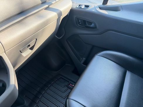 Used 2020 Ford Transit 250 Low Roof RWD image 8