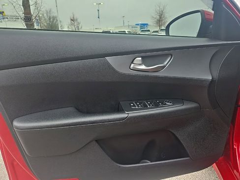 Used 2021 Kia Forte LXS image 14