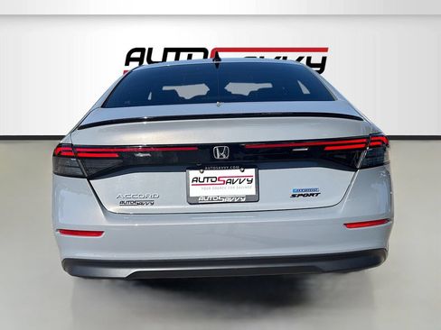 Used 2024 Honda Accord Sport image 6
