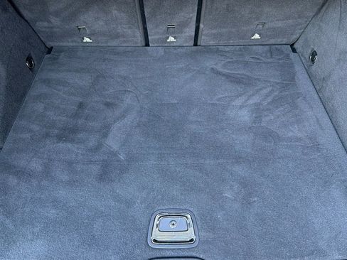 Used 2021 Mercedes-Benz GLC 300 4MATIC image 19