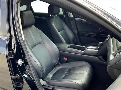 Used 2018 Honda Civic EX-L image 7