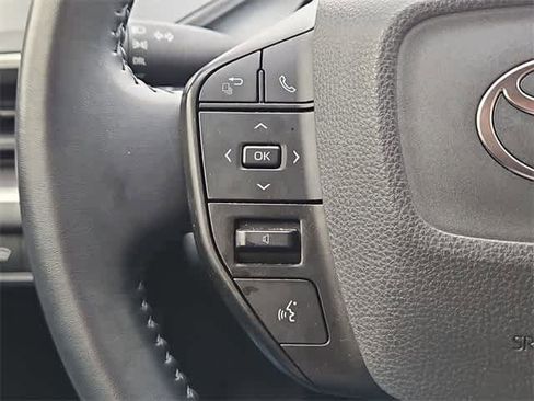 Used 2024 Toyota Prius LE image 21