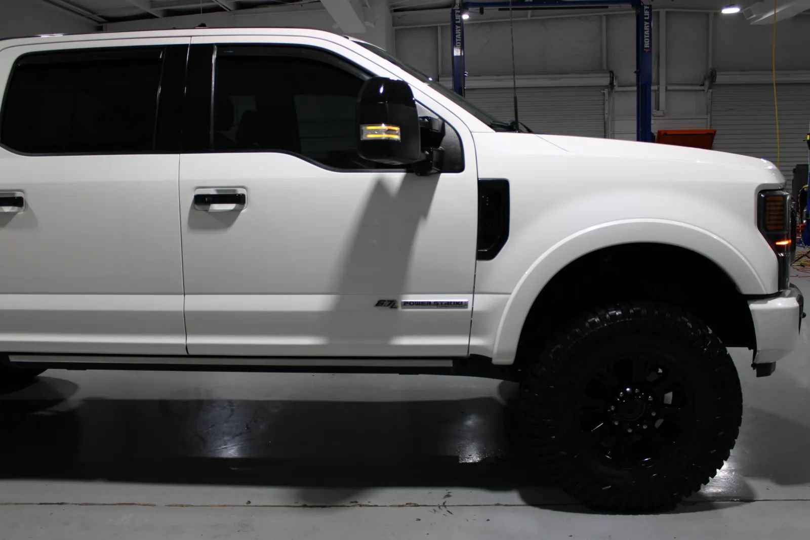 Used 2022 Ford F250 Lariat w/ Tremor Off-Road Package AWD/4WD image 39