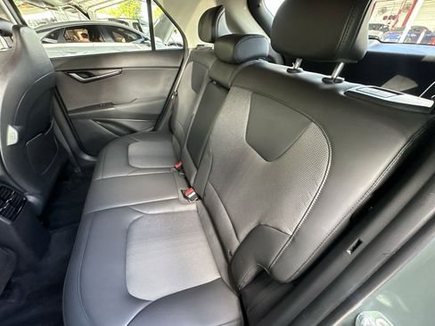 Certified 2023 Kia Niro EX image 26