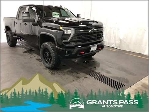New 2026 Chevrolet Silverado 2500 LT w/ Trail Boss Package AWD/4WD image 1