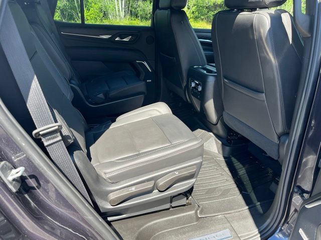 Used 2023 GMC Yukon Denali AWD/4WD image 14