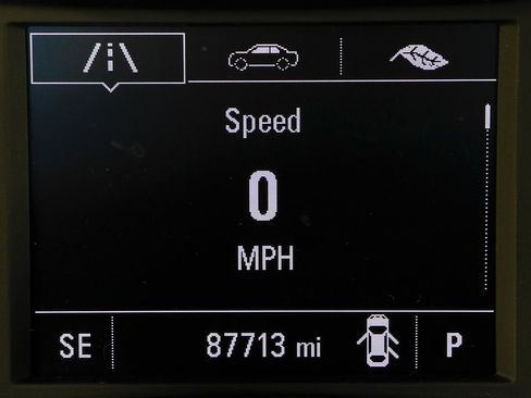 Used 2018 Chevrolet Cruze LT w/ Convenience Package image 30