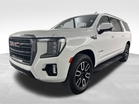 Used 2021 GMC Yukon XL AT4 image 4