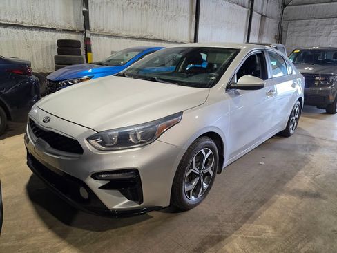 Used 2019 Kia Forte LXS FWD image 1
