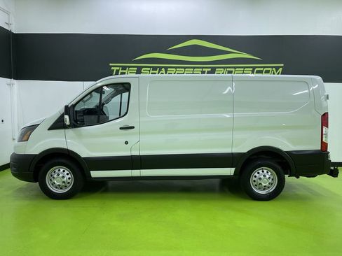 Used 2022 Ford Transit 250 Low Roof AWD image 6