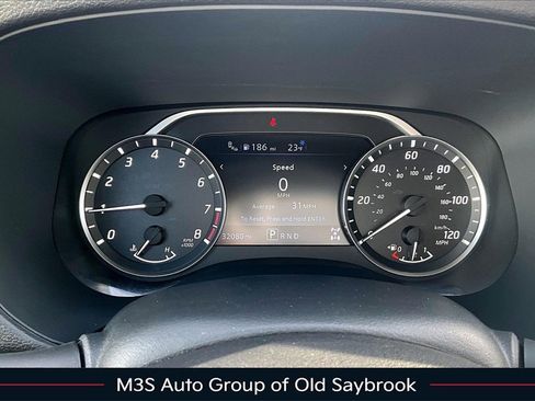 Used 2023 Nissan Frontier SV w/ Midnight Edition Package image 13