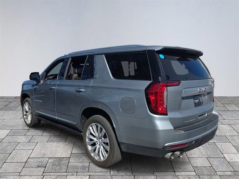 Used 2024 GMC Yukon Denali w/ Denali Reserve Package image 5