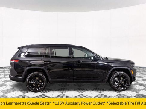 New 2025 Jeep Grand Cherokee L Altitude image 8