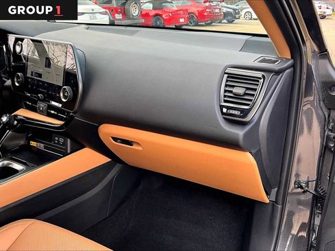 Used 2025 Lexus NX 250 FWD w/ Premium Package image 15