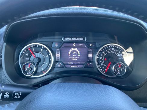 Used 2023 RAM 1500 Laramie AWD/4WD image 33