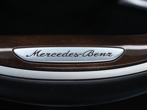 Used 2016 Mercedes-Benz S 550 4MATIC Sedan image 27