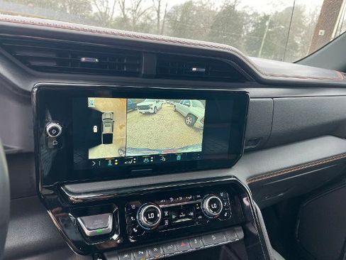 Used 2023 GMC Sierra 1500 AT4 w/ AT4 Premium Package image 20