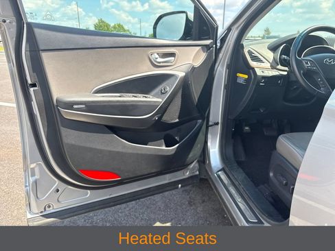 Used 2018 Hyundai Santa Fe SE w/ SE Premium Package 02 AWD/4WD image 3