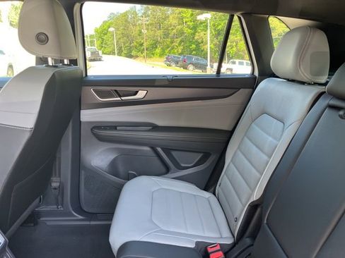 New 2025 Volkswagen Atlas Cross Sport SEL R-Line image 14