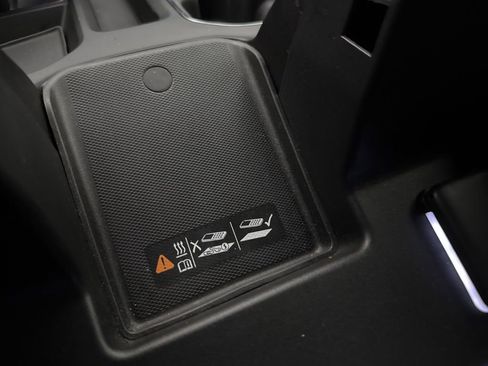 Used 2023 GMC Sierra 1500 Elevation w/ Elevation Premium Package image 47