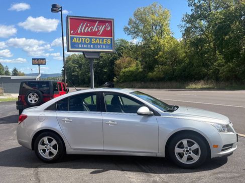 Used 2014 Chevrolet Cruze LT w/ All-Star Edition FWD image 1