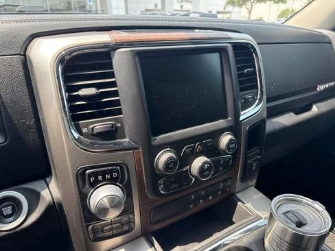 Used 2017 RAM 1500 Laramie w/ Convenience Group AWD/4WD image 12