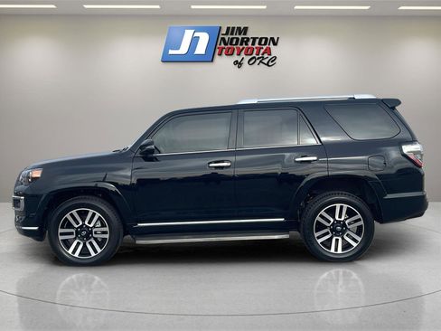 Used 2024 Toyota 4Runner Limited image 8
