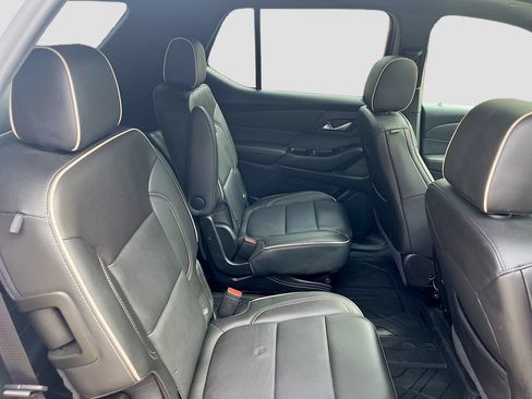 Used 2023 Chevrolet Traverse Premier w/ LPO, Floor Liner Package AWD/4WD image 30