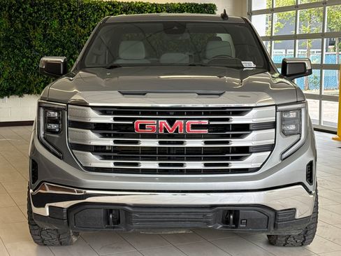 Used 2023 GMC Sierra 1500 SLE image 9