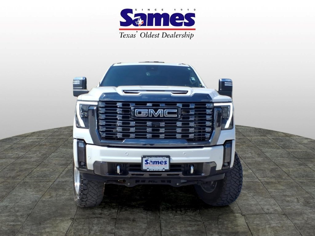 Used 2024 GMC Sierra 2500 Denali Ultimate w/ Snow Plow Prep/Camper Package AWD/4WD image 8