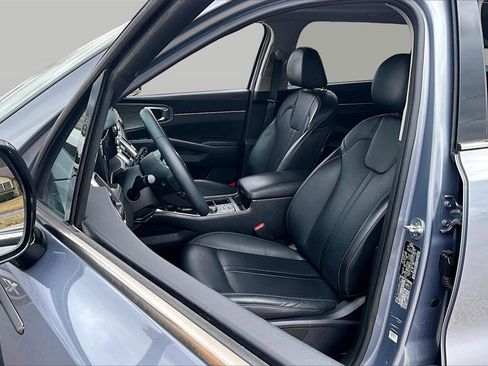 Certified 2022 Kia Sorento S w/ Panoramic Sunroof Package image 27